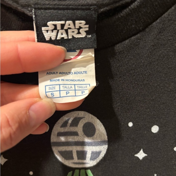 Star Wars Women’s May The Gifts Be With You Christmas t-shirt Size Small - Picture 2 of 3